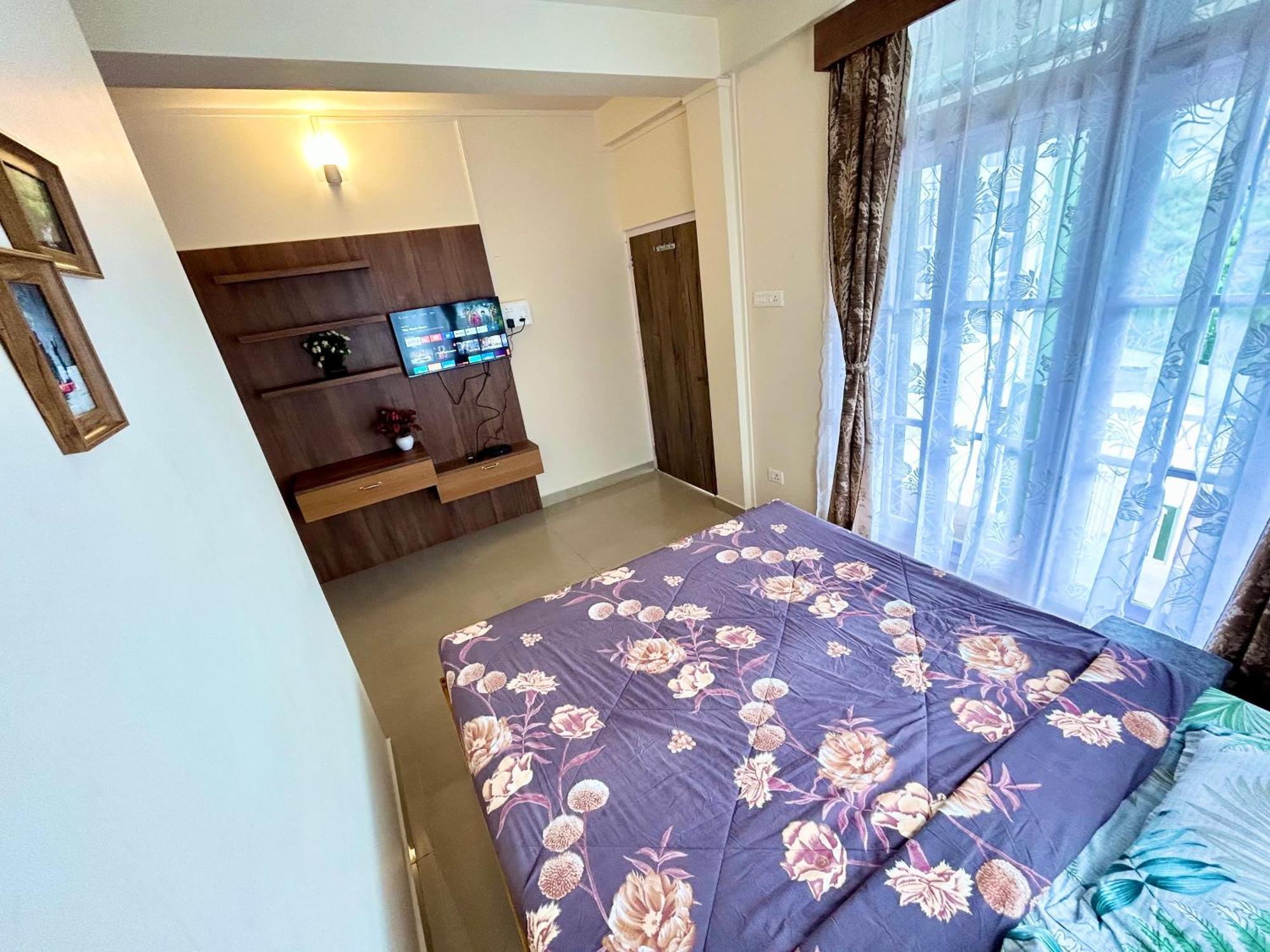 Yepplo Holiday Home - Complimentary Breakfast - 24 Hrs Caretaker & Power Backup Shillong Dış mekan fotoğraf