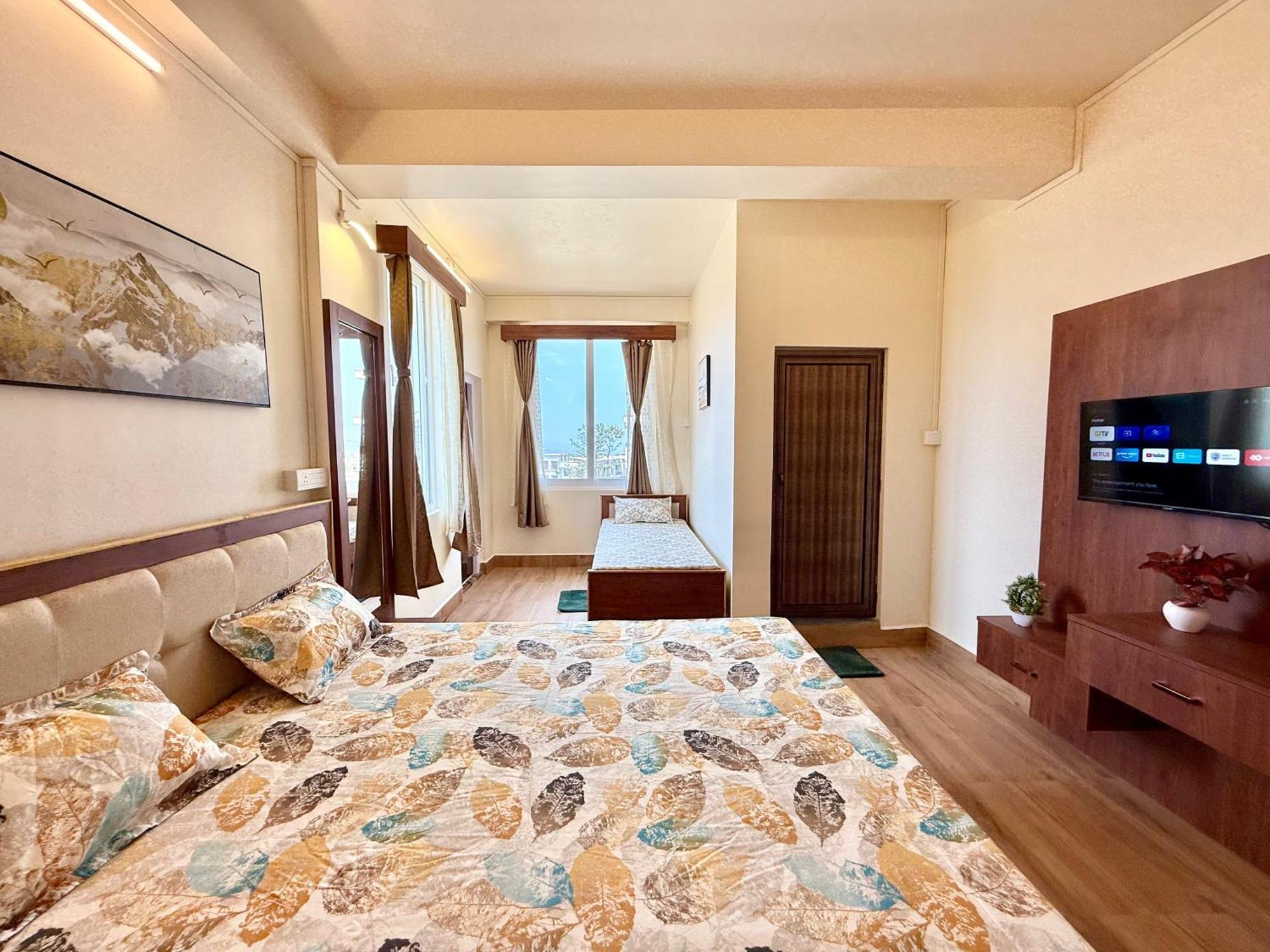 Yepplo Holiday Home - Complimentary Breakfast - 24 Hrs Caretaker & Power Backup Shillong Dış mekan fotoğraf