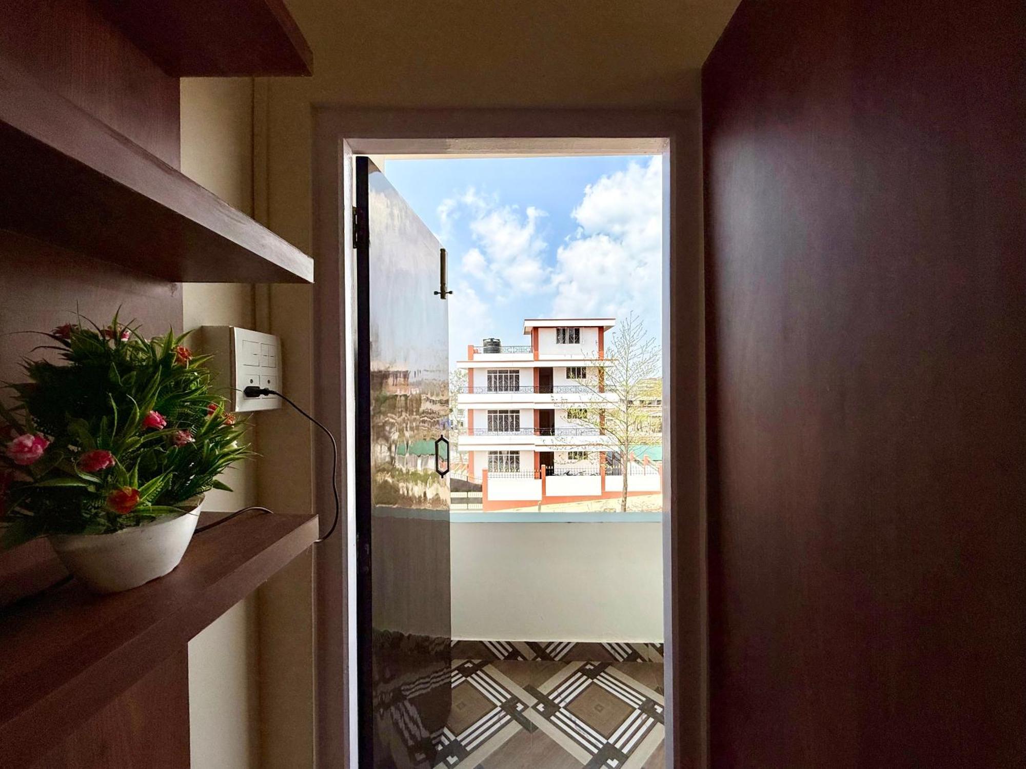 Yepplo Holiday Home - Complimentary Breakfast - 24 Hrs Caretaker & Power Backup Shillong Dış mekan fotoğraf