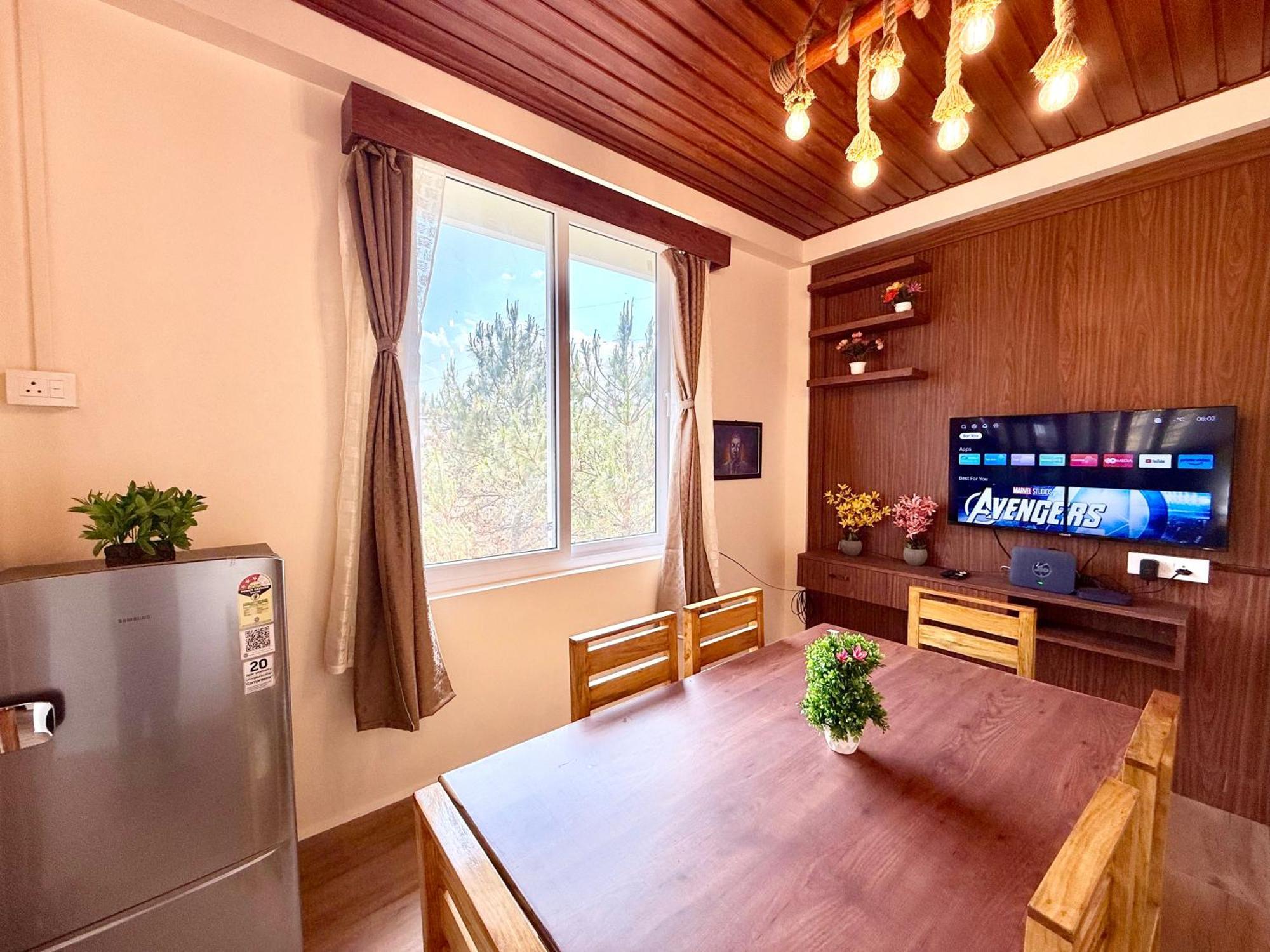 Yepplo Holiday Home - Complimentary Breakfast - 24 Hrs Caretaker & Power Backup Shillong Dış mekan fotoğraf