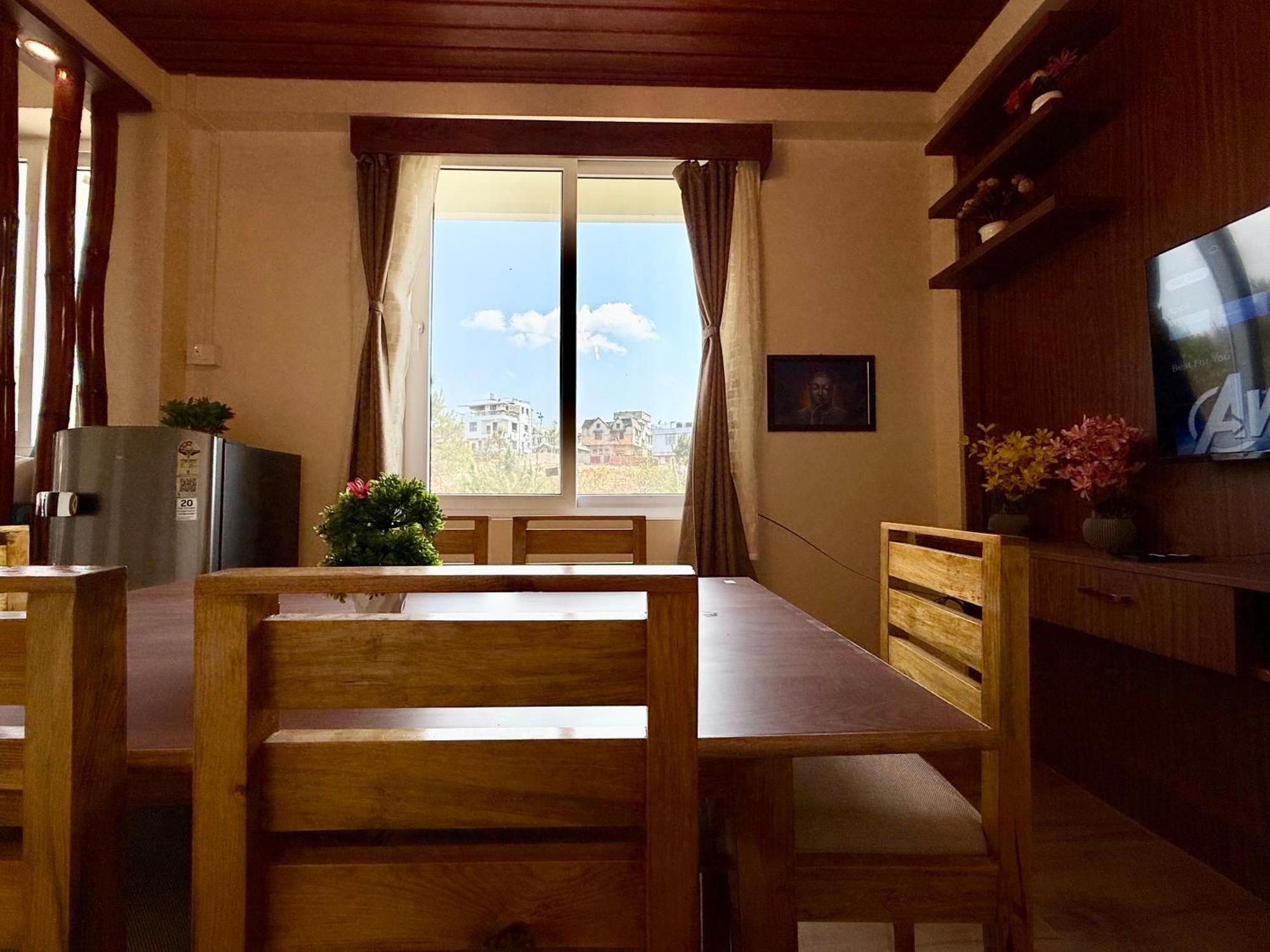 Yepplo Holiday Home - Complimentary Breakfast - 24 Hrs Caretaker & Power Backup Shillong Dış mekan fotoğraf