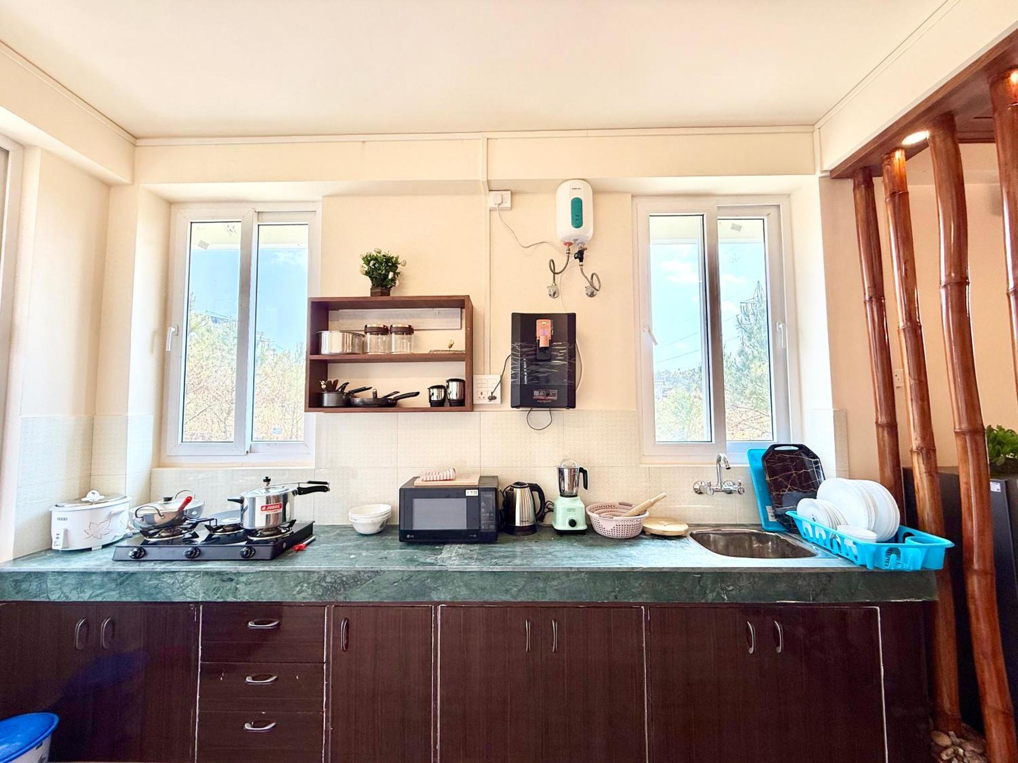 Yepplo Holiday Home - Complimentary Breakfast - 24 Hrs Caretaker & Power Backup Shillong Dış mekan fotoğraf
